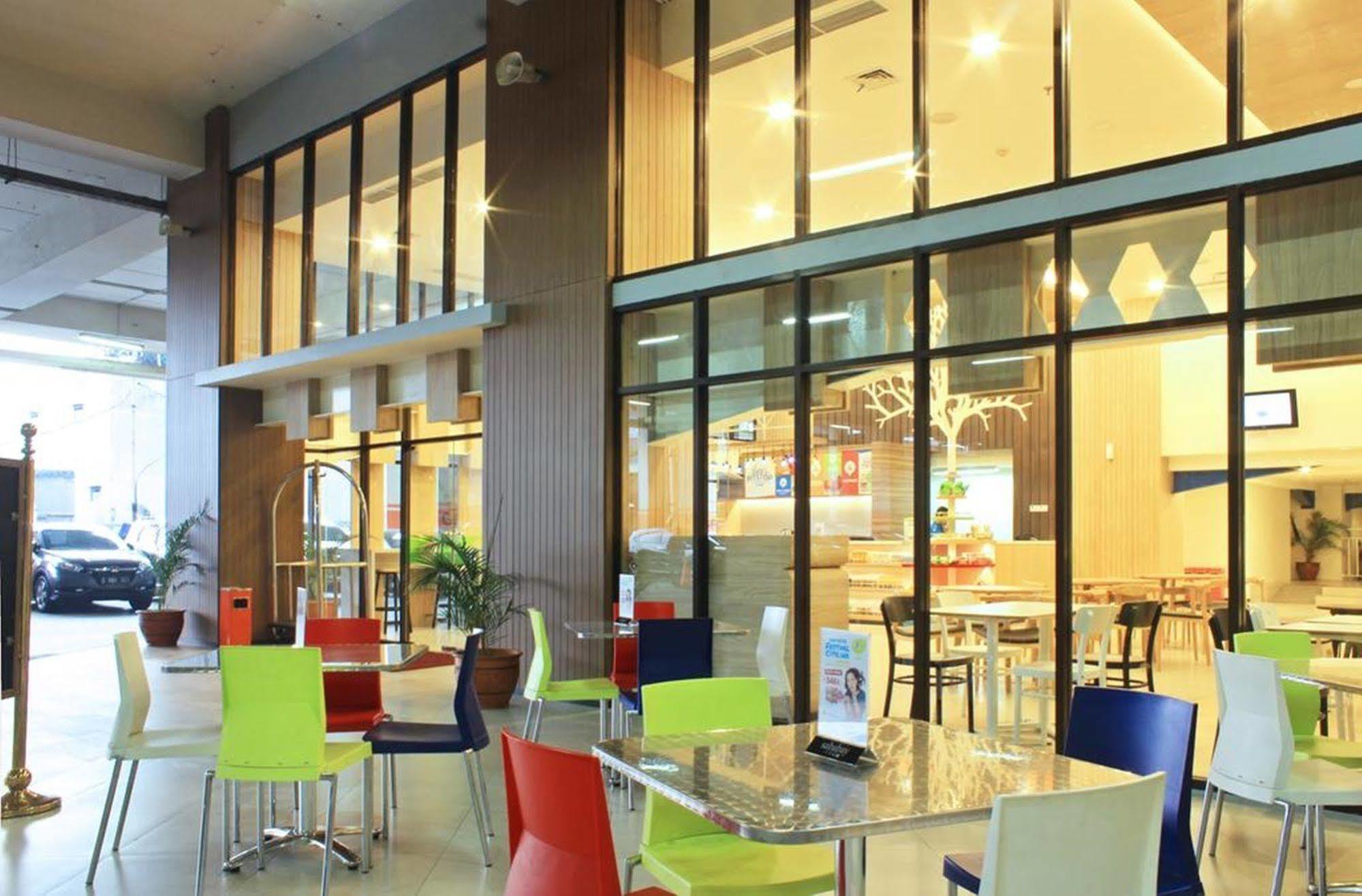 Pop! Hotel Festival Citylink Bandung Ngoại thất bức ảnh