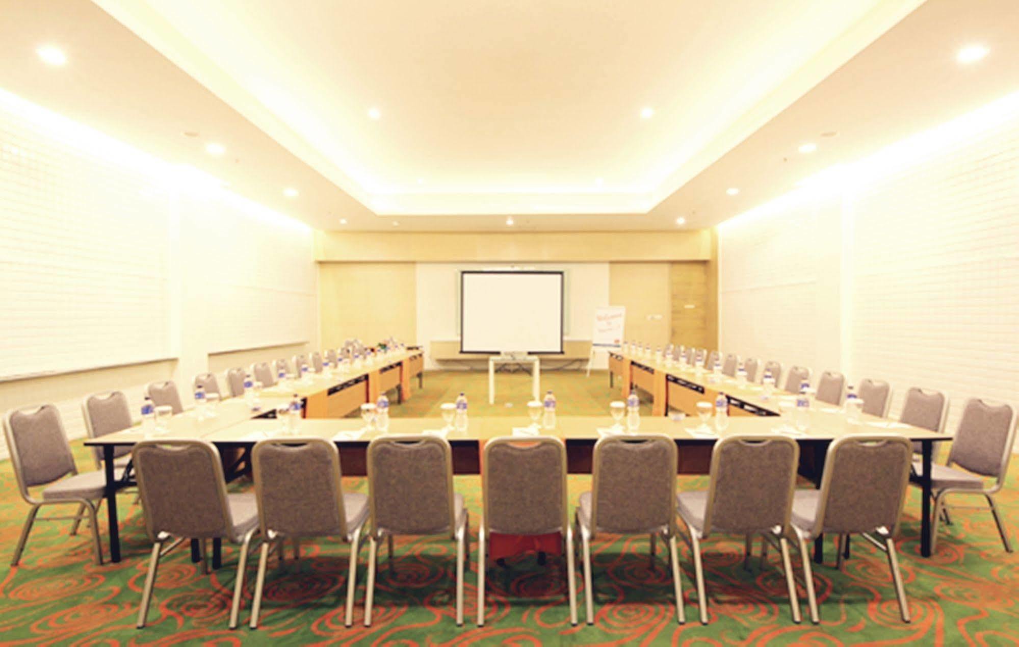 Pop! Hotel Festival Citylink Bandung Ngoại thất bức ảnh